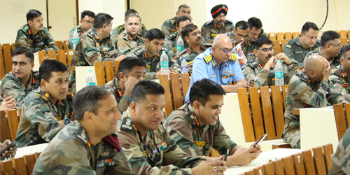 Army War College officers visit campus