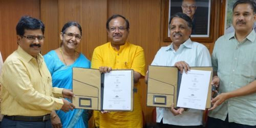 MoU renewed between University of Hyderabad and II...